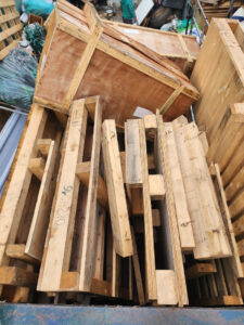 Giá gỗ phế liệu hôm nay bao nhiêu 1kg