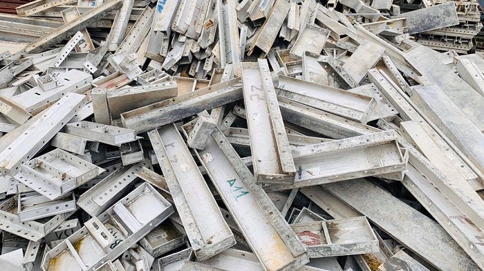 thu mua phế liệu gang