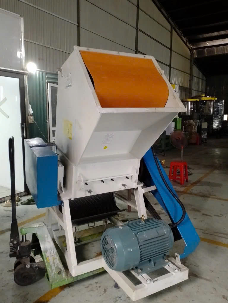 giá máy băm nhựa phế liệu