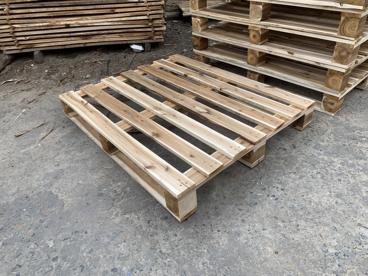 thu mua pallet gỗ cũ
