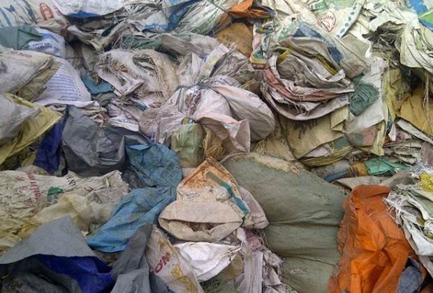 thu mua vỏ bao xi măng phế liệu