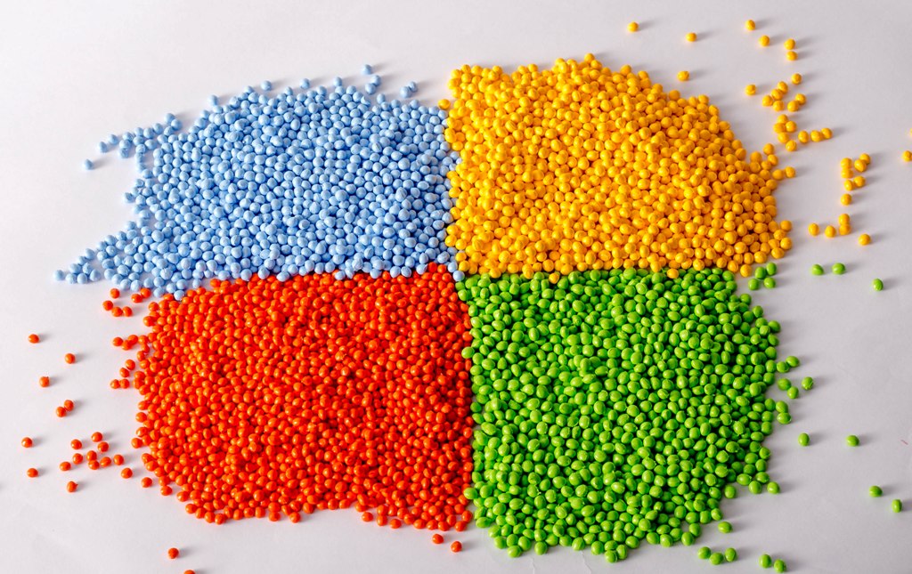 hạt nhựa