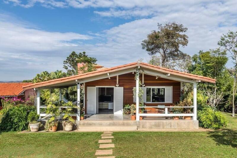 nhà tiền chế bằng tôn