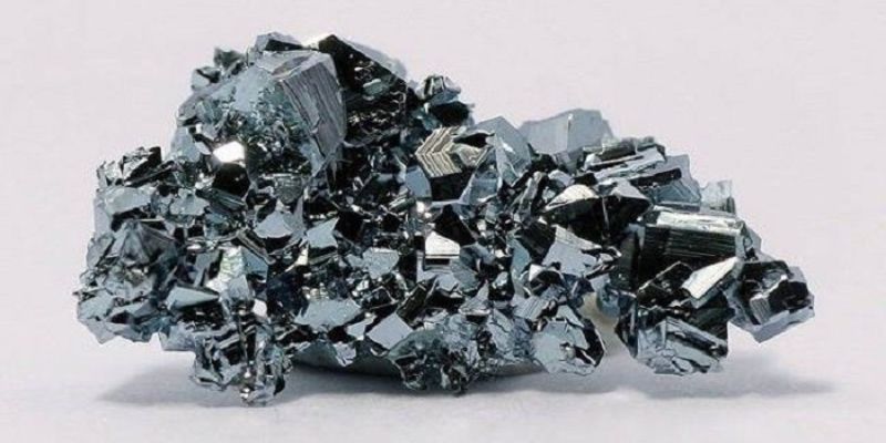 kim loại có nhiệt độ nóng chảy cao nhất