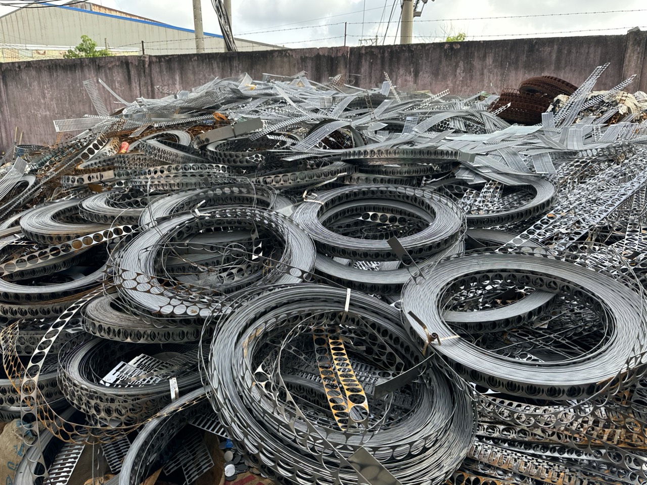 thu mua phế liệu KCN Tam Phước