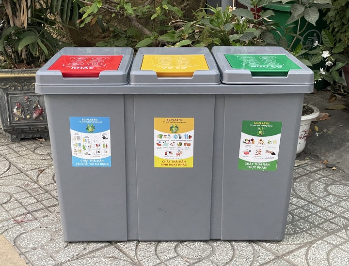 thùng rác tái chế