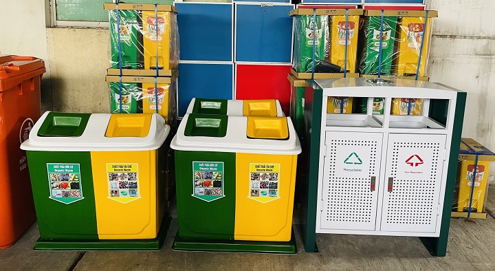 thùng rác tái chế