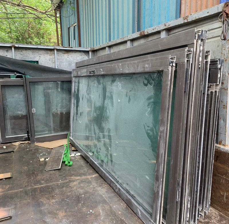 thu mua cửa nhôm cũ