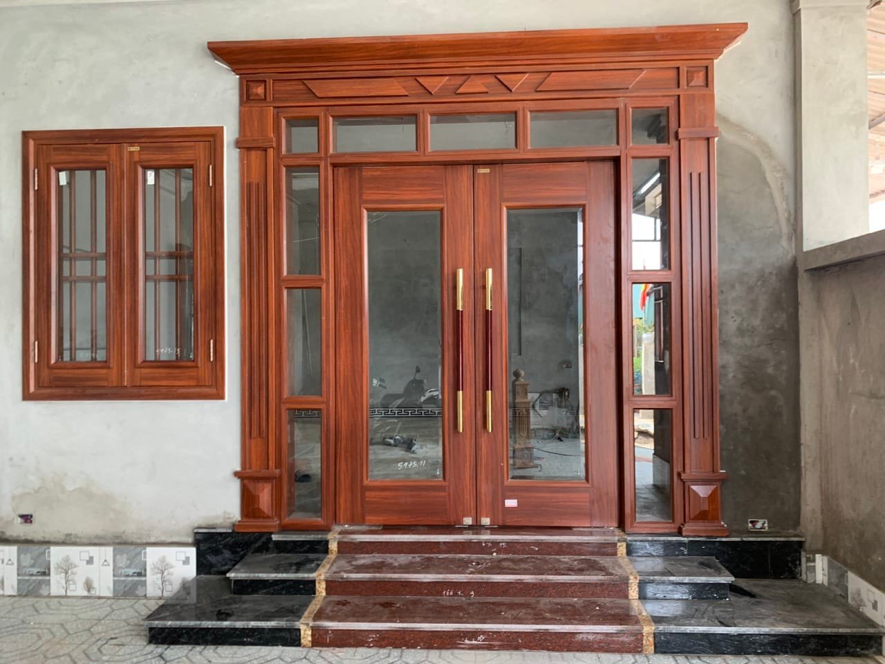 thu mua cửa gỗ cũ