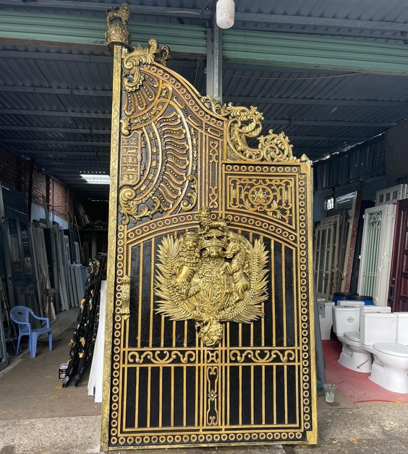 thu mua cửa sắt cũ