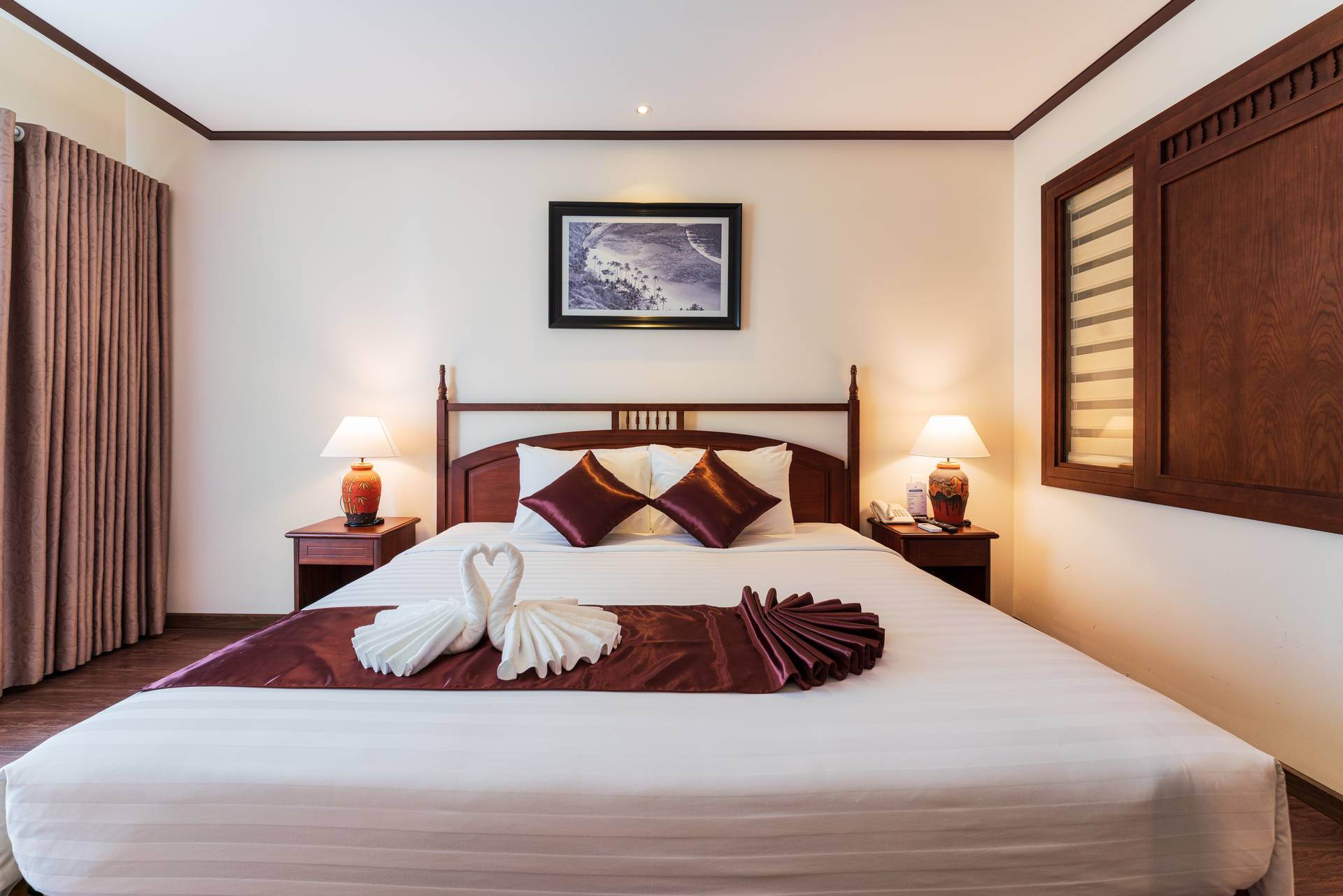 thu mua đồ khách sạn