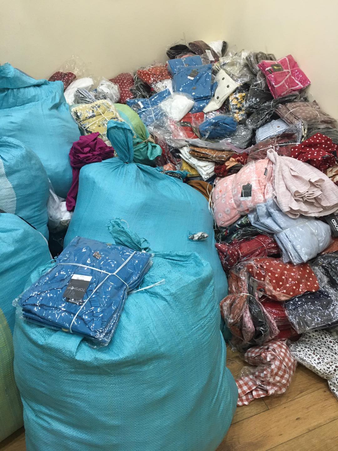 thu mua quần áo cũ