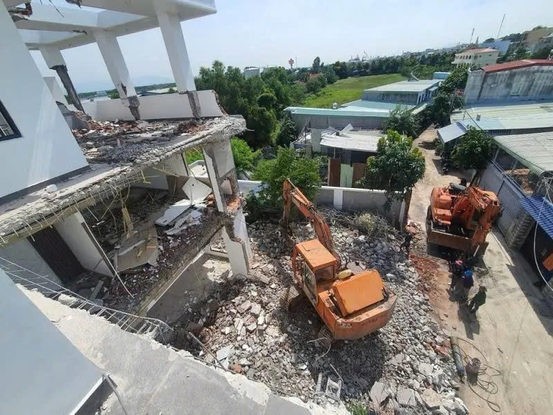 thu mua xác nhà cũ