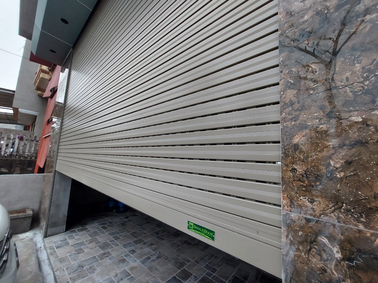 thu mua cửa cuốn cũ