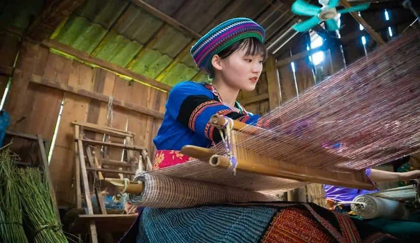 Vải thổ cẩm