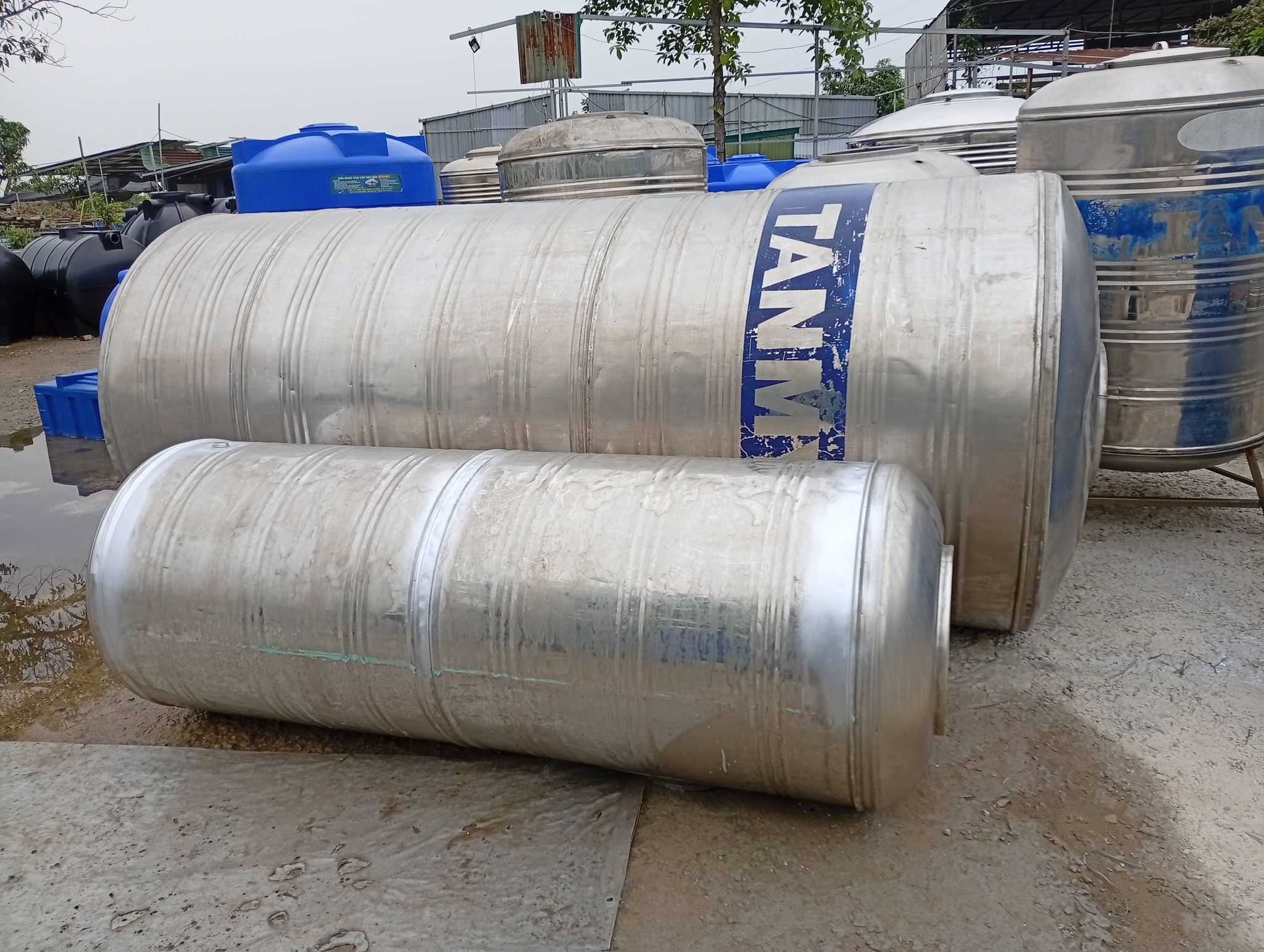 thu mua bồn nước cũ