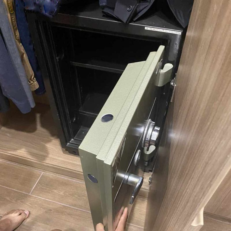thu mua két sắt cũ