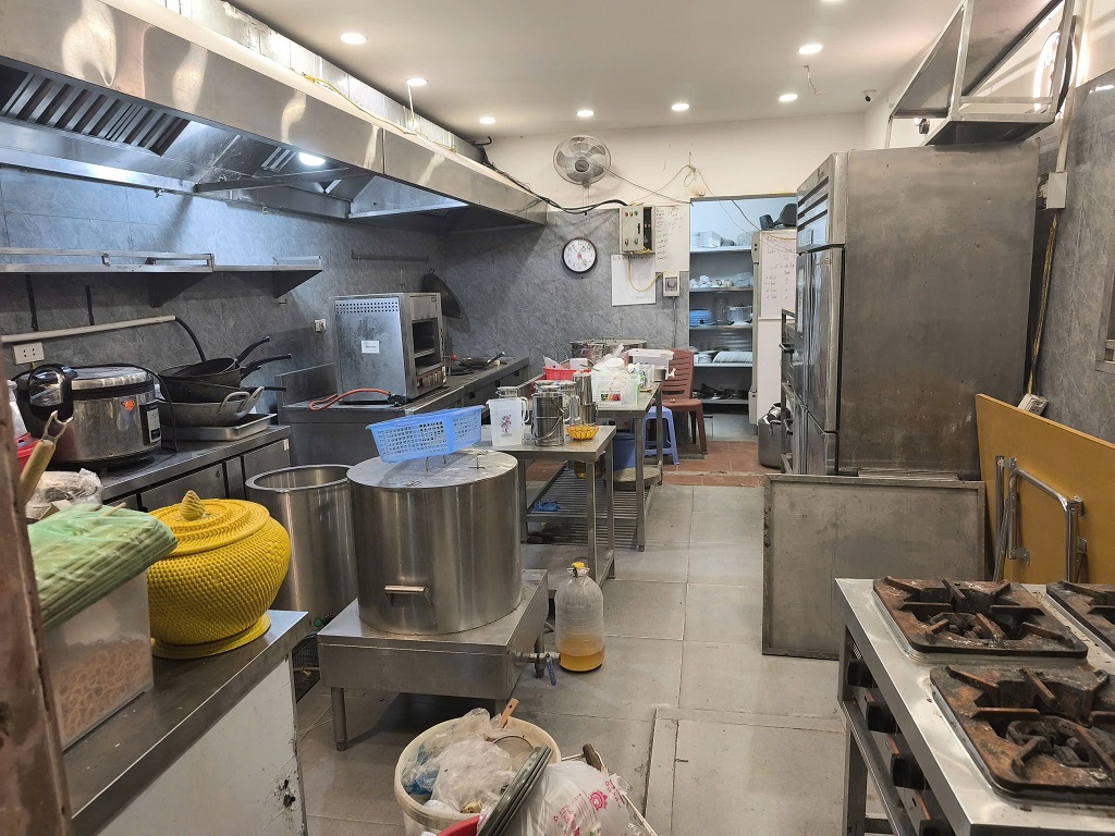 thu mua thiết bị làm bánh cũ