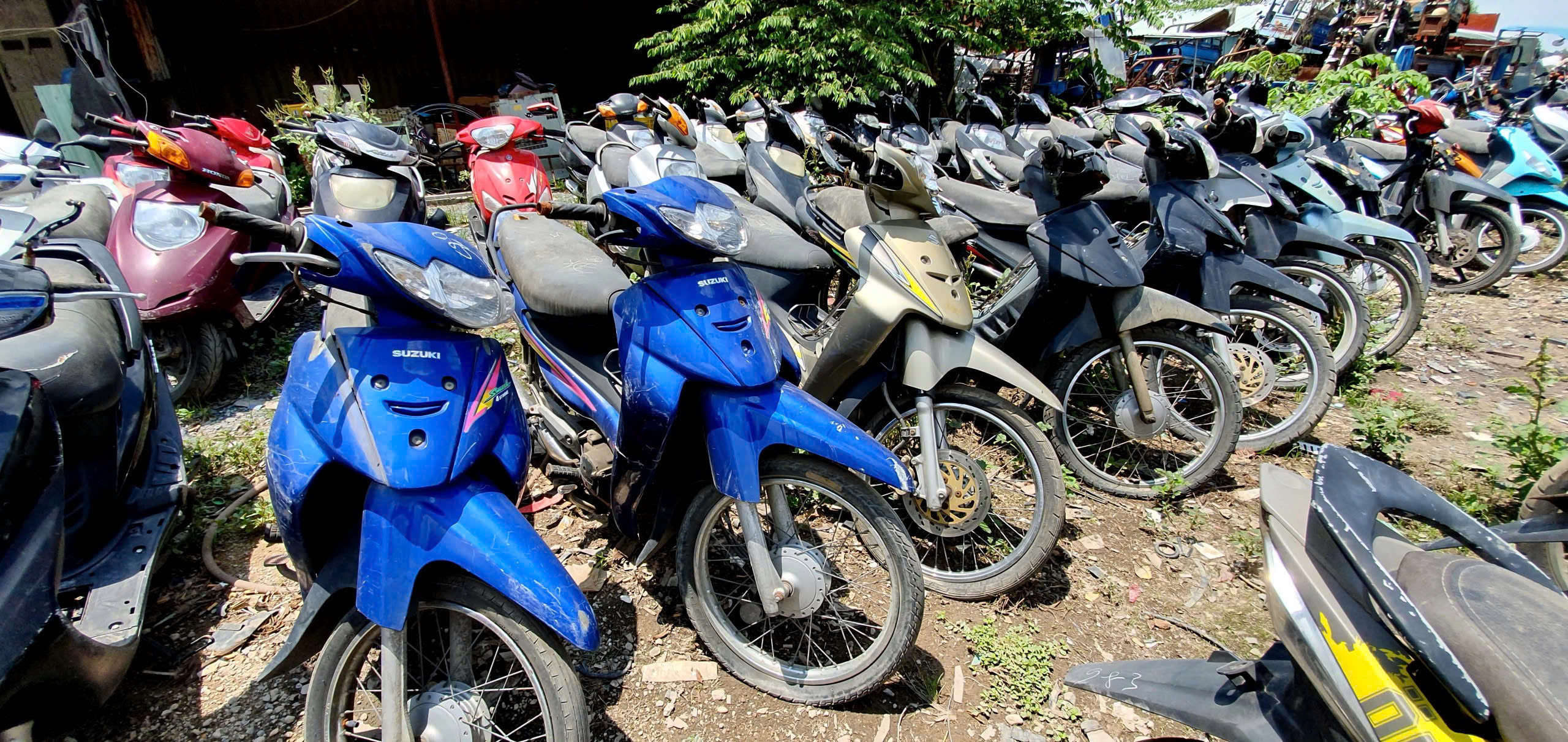 thu mua xe phế liệu