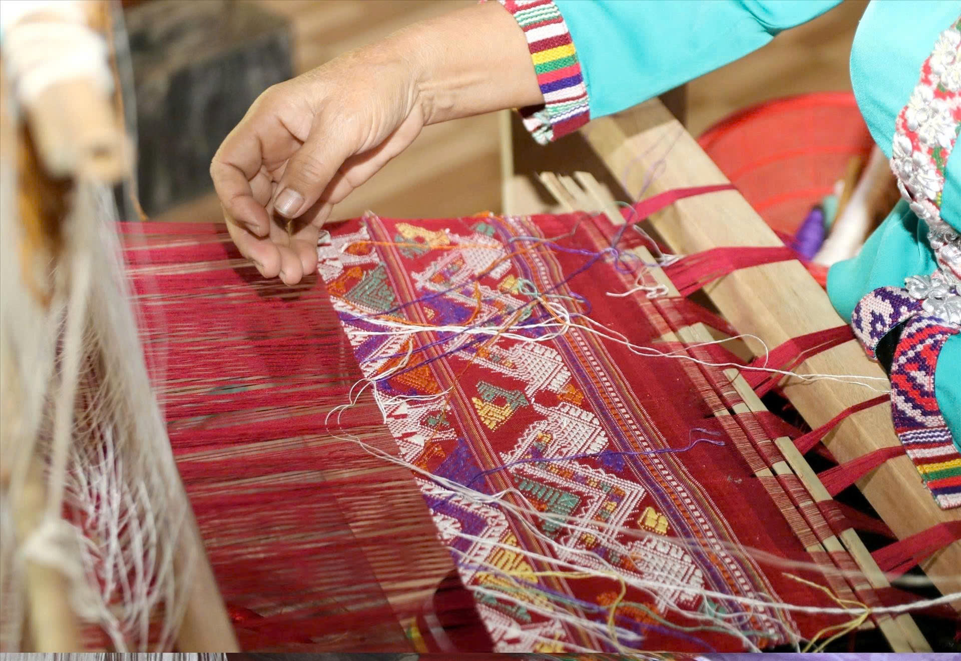 Vải thổ cẩm