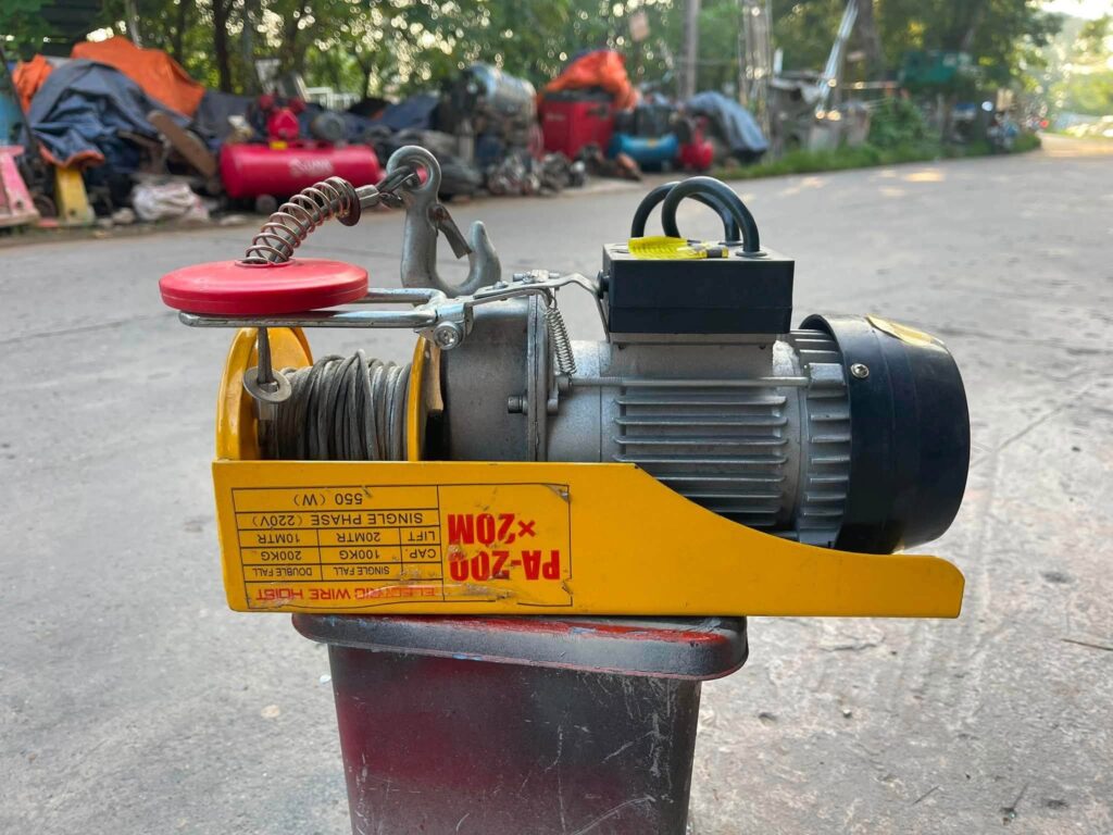 thu mua máy tời cũ