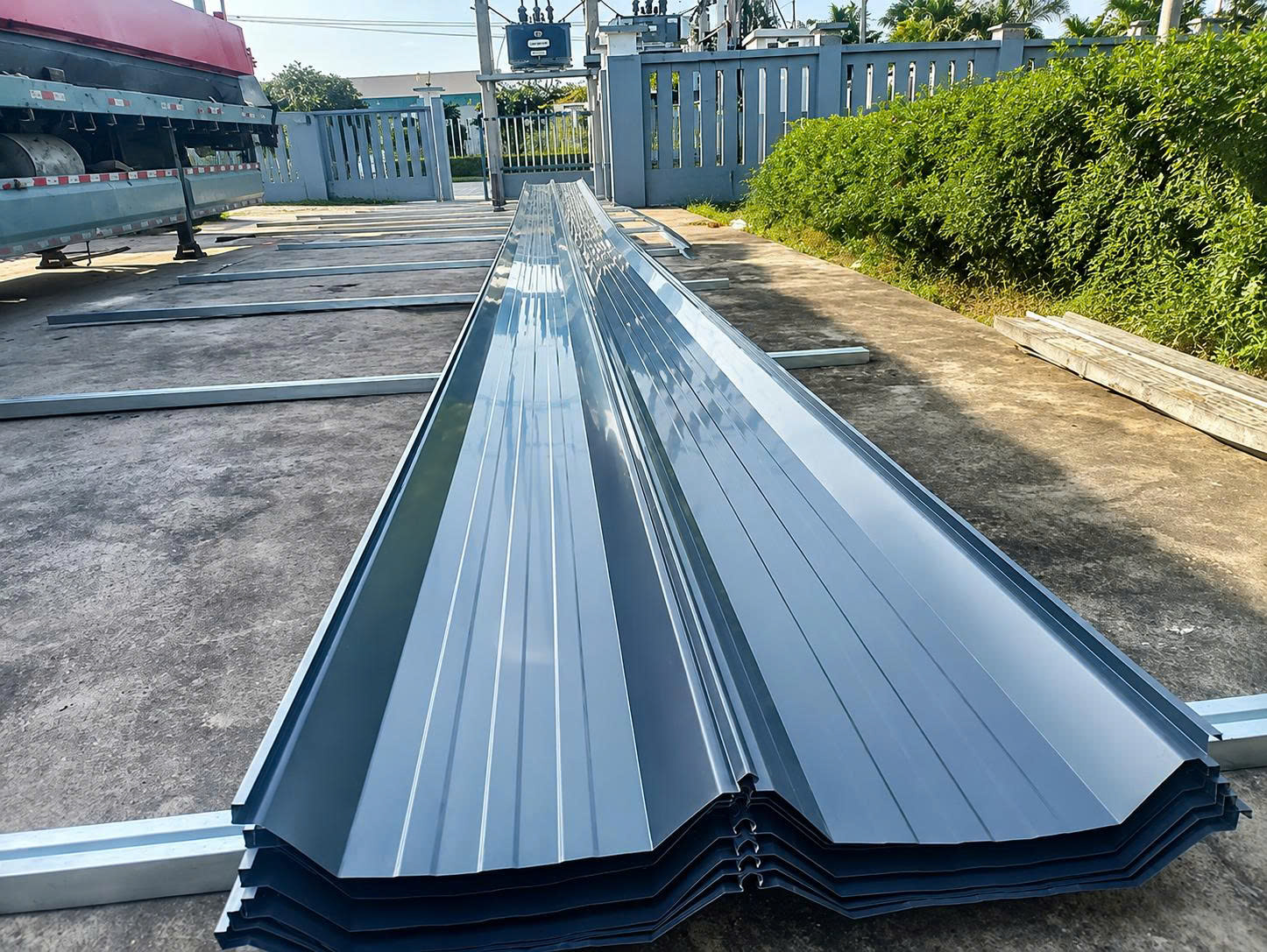 vật liệu tôn